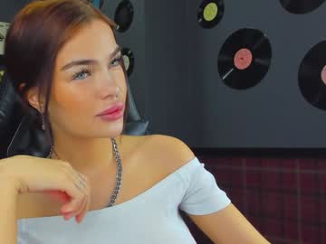 girl
        angel_sapphire_ cam image #3270975