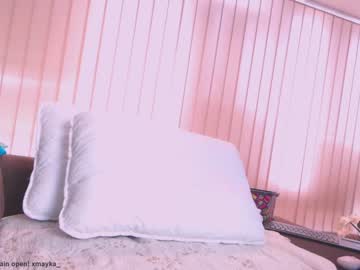 girl
        lucifera1 cam image #667109