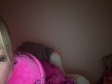 girl
        ch66058 cam image #2805676