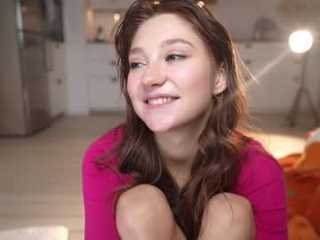 girl
        mia_elfie cam image #3696470