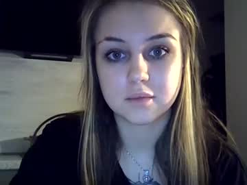 girl
        starshinex cam image #2364281