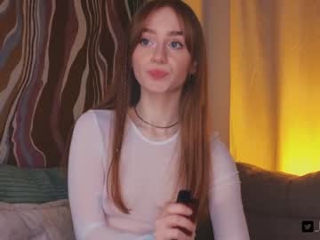 girl
        lizzy_blaze cam image #1866846