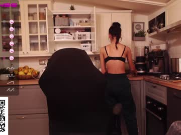 girl
        whats_her_name cam image #29875