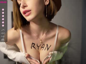 girl
        wanast_1 cam image #879793