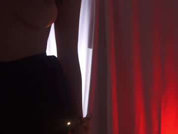 girl
        sunny_maria cam image #1320856
