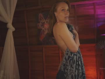 girl
        ms_mojo cam image #2092796