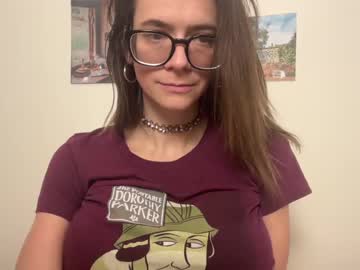 girl
        naomi_reah cam image #2405032
