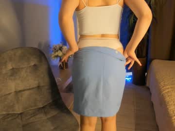 girl
        aryanalarsen cam image #1495390