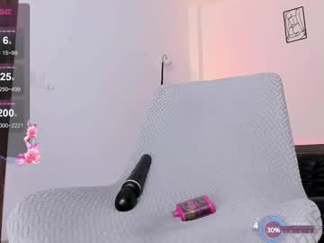 girl
        sana_minatozaki cam image #4486298