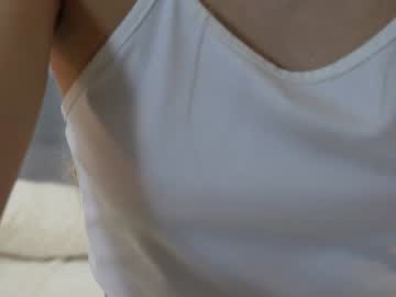 girl
        pretty_princess_elina cam image #4001478