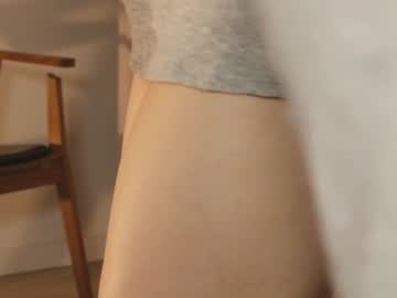 girl
        hee_jeen cam image #4565486
