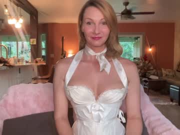 girl
        kaileeshy cam image #3188641