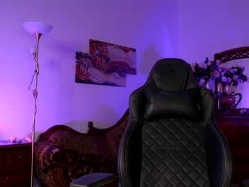 girl
        jessiccaburns cam image #1383059