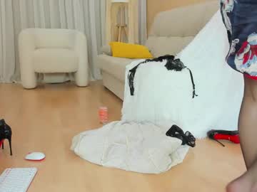 girl
        linapearl cam image #3458489