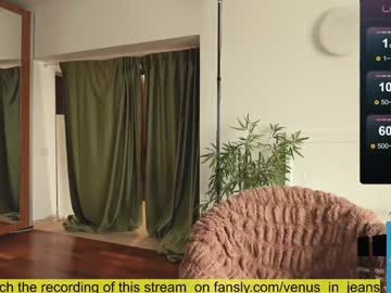 girl
        venus_in_jeans cam image #2917508