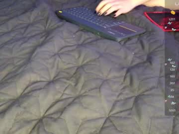 couple
        honey__bunny21 cam image #3234984