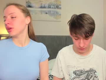 couple
        esthetics_boys cam image #1029810