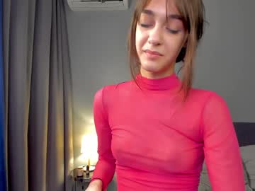 girl
        jenifferr_star cam image #4332035