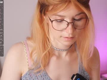 girl
        illegaldream cam image #1420532
