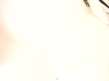 girl
        reei__ cam image #2350704