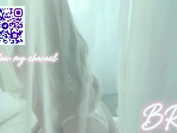 couple
        alice_leey cam image #3501434