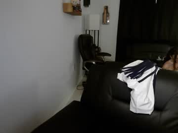 girl
        bunnynextdoor cam image #1894713