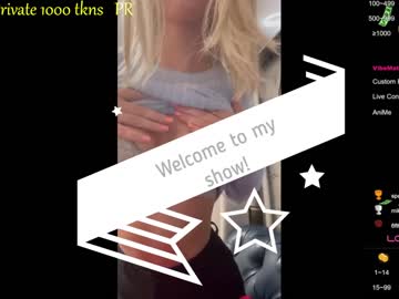 girl
        blush_mikki cam image #2214529