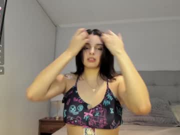 girl
        yourfreakygirl cam image #4427400