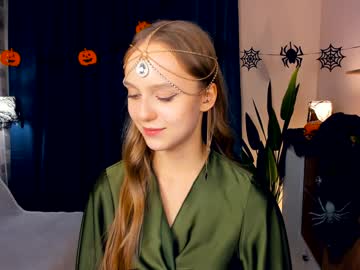 girl
        tayteharkey cam image #3593420