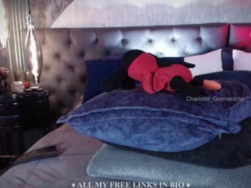 girl
        charlotte_germanotta_ cam image #3655811