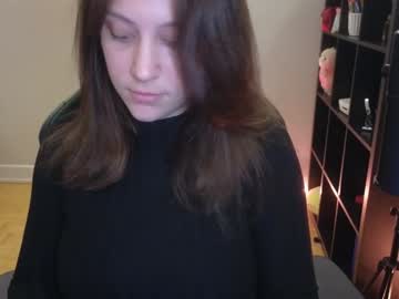 girl
        alexa_dream cam image #4332510