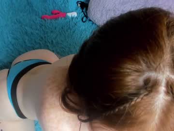 girl
        niilaa cam image #1799231