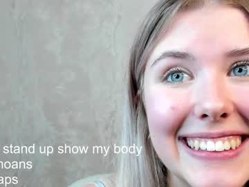girl
        steffanie_blue cam image #1779358
