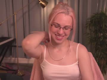 girl
        rakkauss cam image #4008150