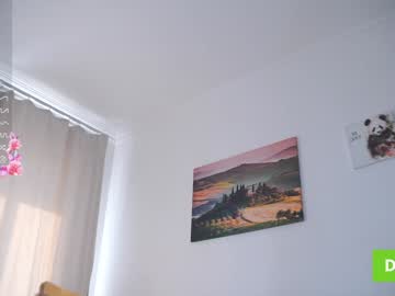 girl
        oke_doke cam image #4660329