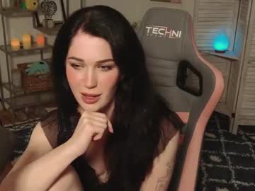 girl
        evelynclaire cam image #2106414