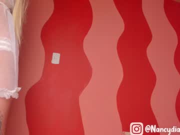 girl
        nancydiamonds cam image #521935