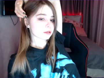 girl
        tripleprinces cam image #2180845