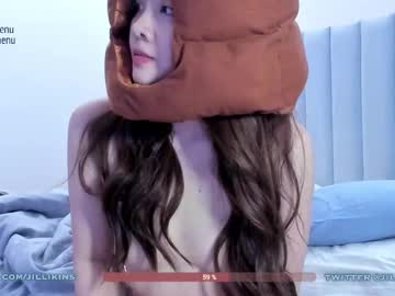 girl
        jillikins cam image #4333404
