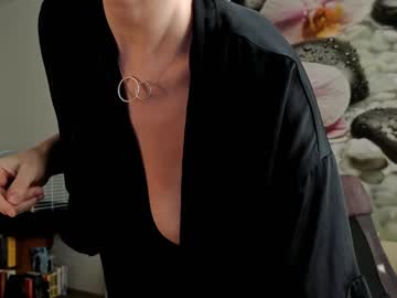 girl
        jennycutey cam image #3997754