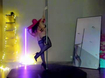 girl
        _meganmeow_ cam image #650561