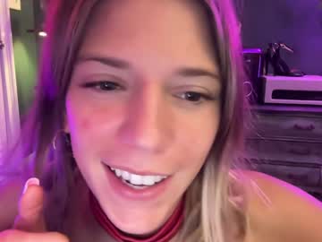 girl
        oliviahansleyy cam image #3749076