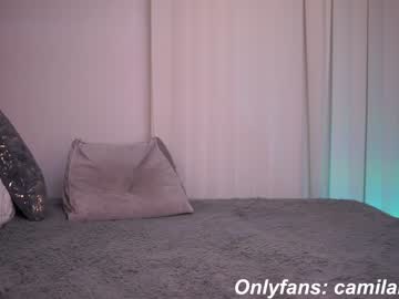 girl
        camilalovers01 cam image #1939336