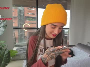girl
        lonelly_lolly98 cam image #3306879