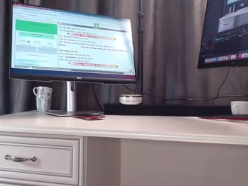 girl
        carmela_fox cam image #193006