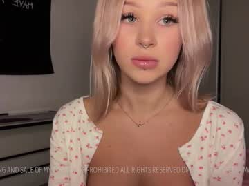 girl
        doublesees cam image #4305841