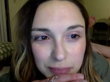 girl
        bakedmommy cam image #2020424