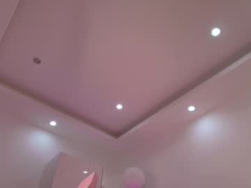 girl
        juicyshow cam image #2944466