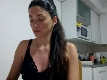 girl
        yourangelfer cam image #3629433