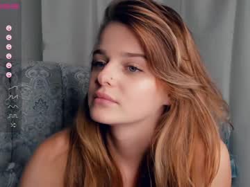 girl
        anna_y0ung cam image #48019